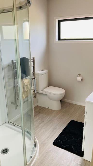 Maymorn Orchard Suites Upper Hutt Eksteriør bilde