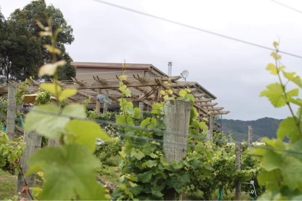 Maymorn Orchard Suites Upper Hutt Eksteriør bilde