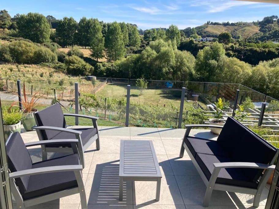 Maymorn Orchard Suites Upper Hutt Eksteriør bilde